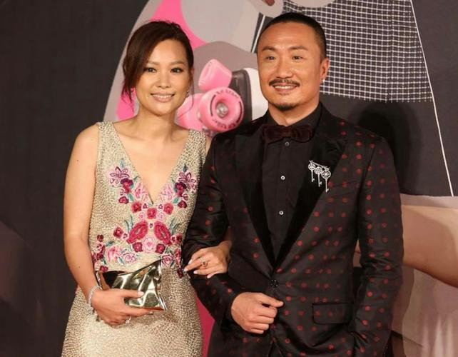 新澳2025正版免費資料和郑中基宣布离婚与郑中基宣布离婚是真的吗
